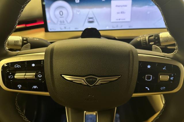 2026 Genesis GV70 2.5T