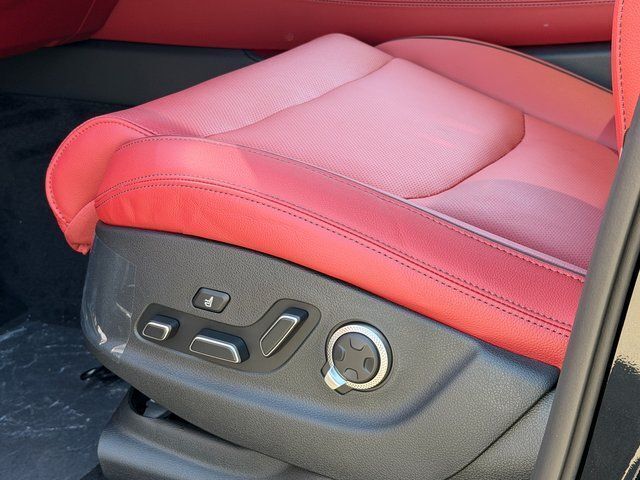 2026 Genesis GV70 2.5T SPORT PRESTIGE Chantilly VA