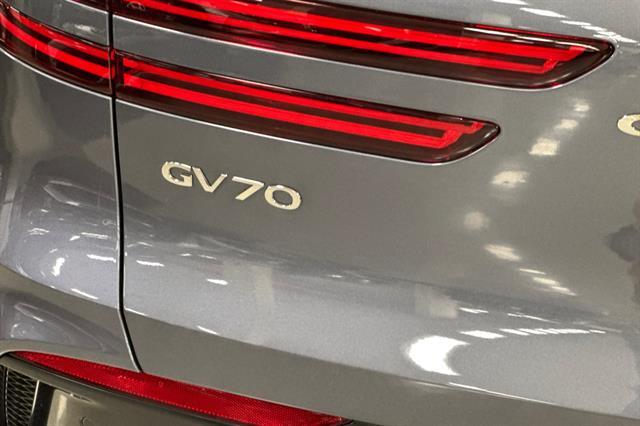 2026 Genesis GV70 2.5T Select
