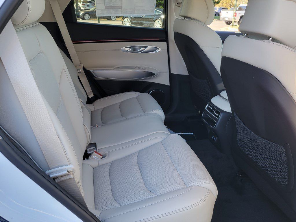 2026 Genesis GV70 2.5T Select Chantilly VA