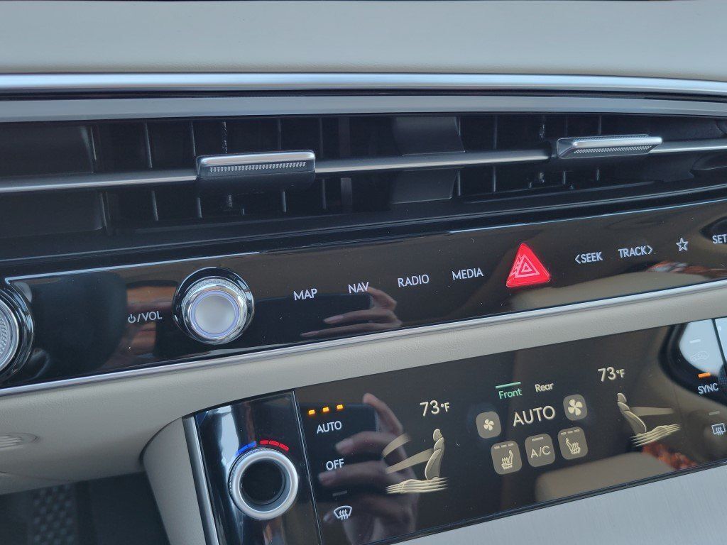 2026 Genesis GV70 2.5T Select Chantilly VA