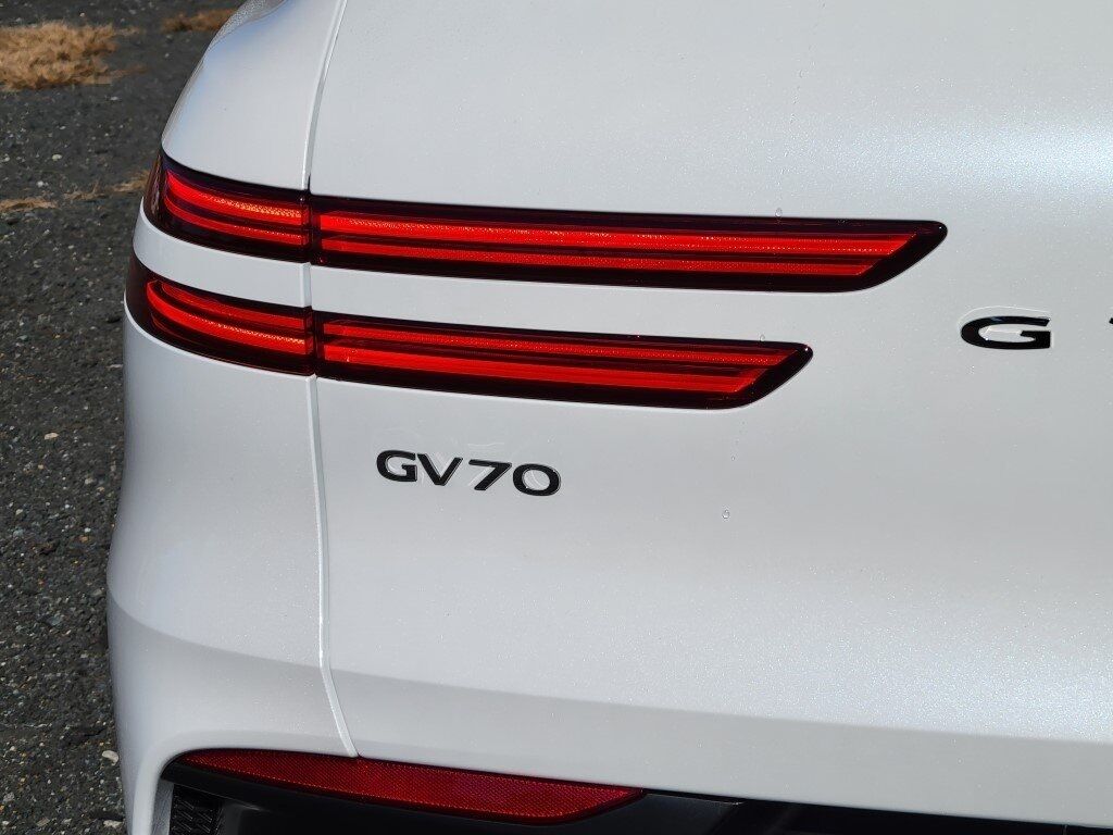2026 Genesis GV70 2.5T Select Chantilly VA