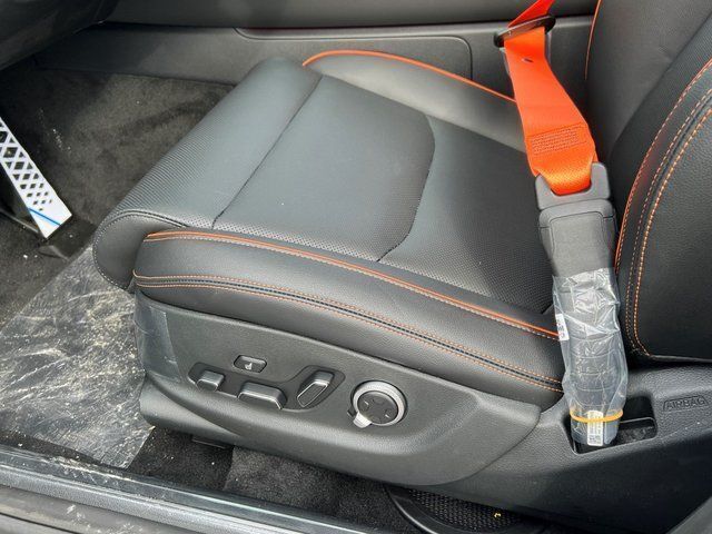 2026 Genesis GV70 2.5T Sport Prestige Chantilly VA