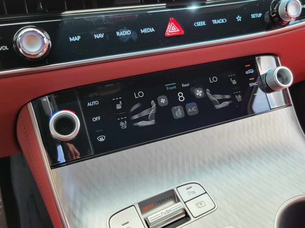 2026 Genesis GV70 2.5T Sport Prestige Chantilly VA