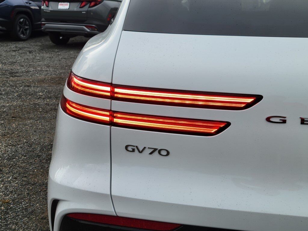 2026 Genesis GV70 2.5T Sport Prestige Chantilly VA