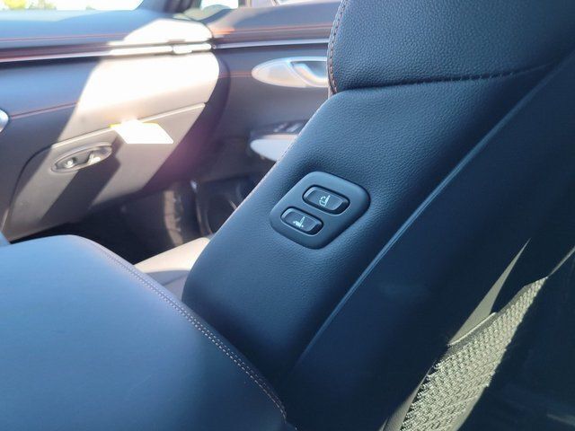 2026 Genesis GV70 2.5T Sport Prestige Chantilly VA