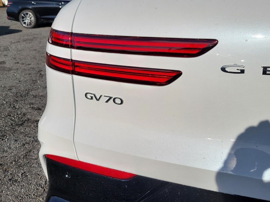 2026 Genesis GV70 2.5T Sport Prestige Chantilly VA