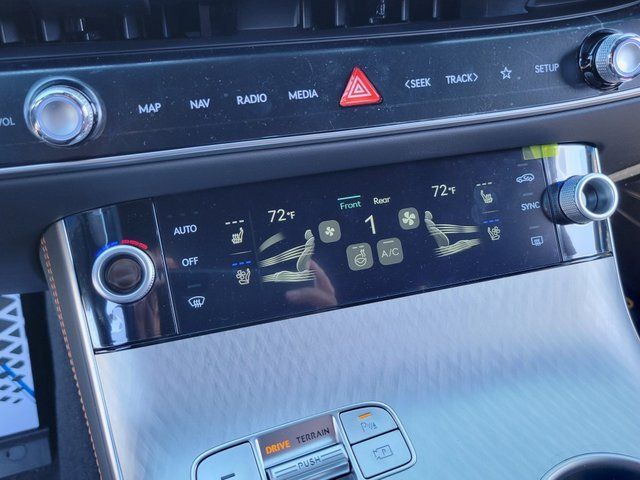 2026 Genesis GV70 2.5T Sport Prestige Chantilly VA