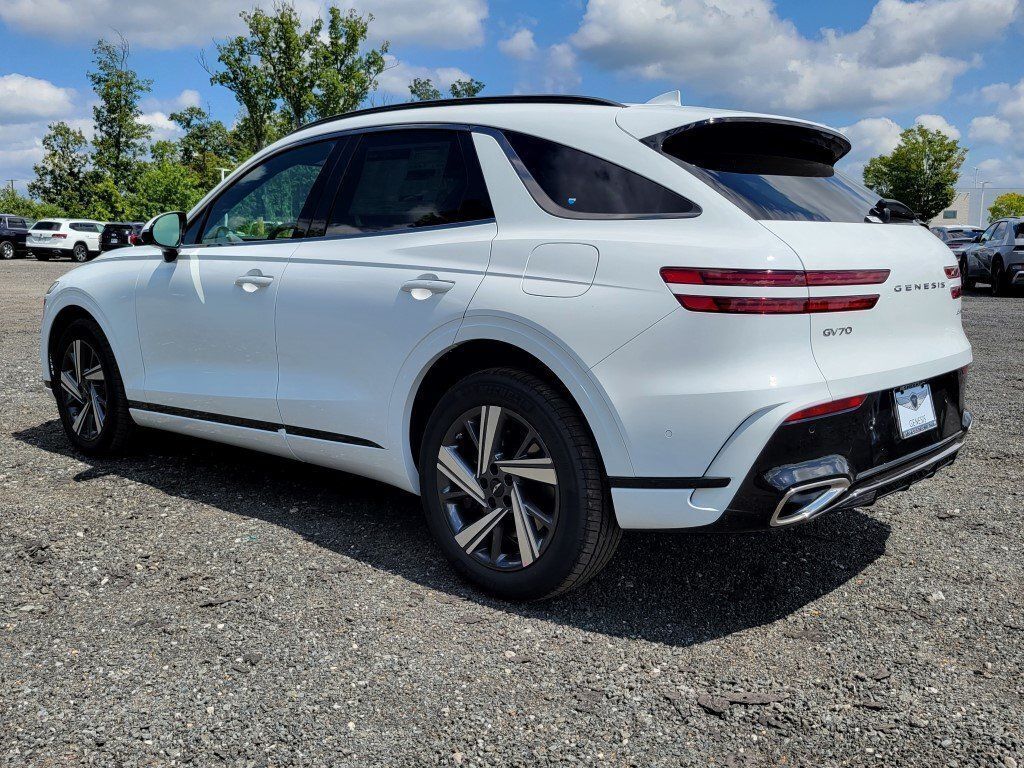 2026 Genesis GV70 3.5T Sport Advanced Chantilly VA