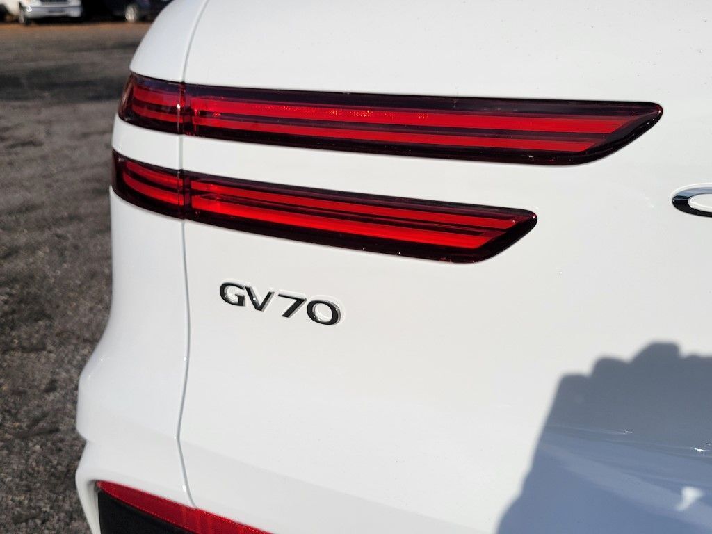 2026 Genesis GV70 3.5T Sport Advanced Chantilly VA