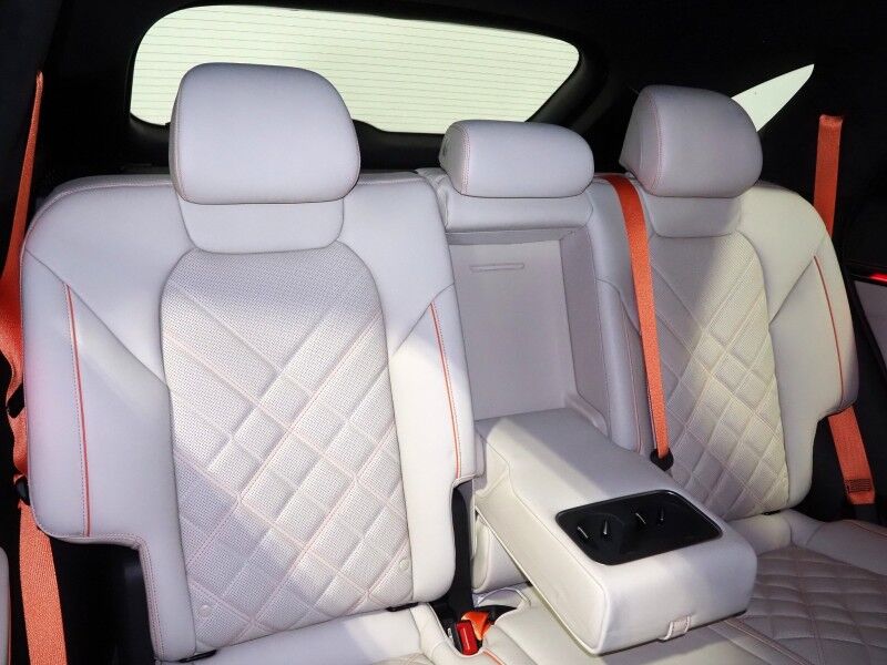 2026 Genesis GV70 3.5T Sport Prestige AWD *HEADS-UP DISPLAY, NAVIGATION, ADAPTIVE CRUISE, SAFETY ALERTS, 360 CAMERAS, 27 INCH OLED DISPLAY, PANO MOONROOF, NAPPA LEATHER, CLIMATE/MASSAGE SEATS, HEATED STEERING, AUTOMATIC PARKING, BANG & OLUFSEN Round Rock TX