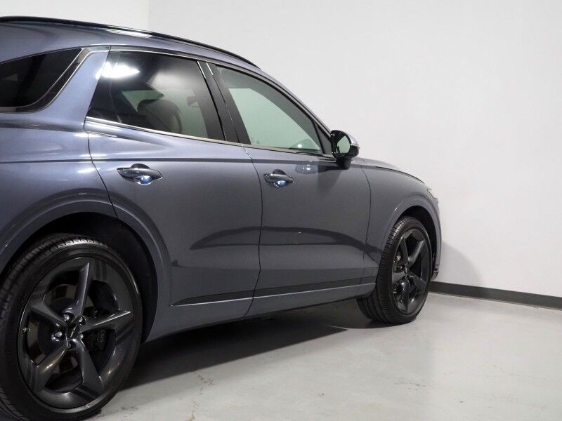 2026 Genesis GV70 3.5T Sport Prestige AWD *HEADS-UP DISPLAY, NAVIGATION, ADAPTIVE CRUISE, SAFETY ALERTS, 360 CAMERAS, 27 INCH OLED DISPLAY, PANO MOONROOF, NAPPA LEATHER, CLIMATE/MASSAGE SEATS, HEATED STEERING, AUTOMATIC PARKING, BANG & OLUFSEN Round Rock TX