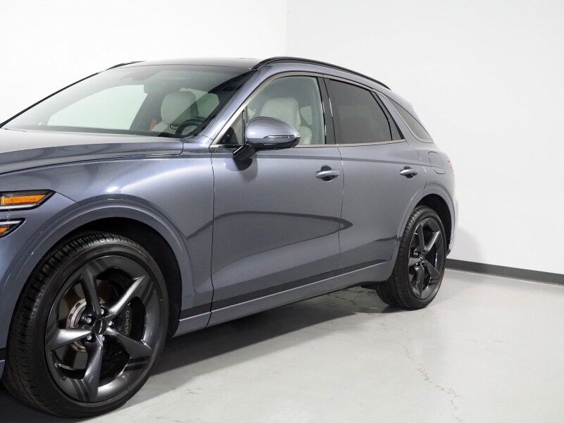 2026 Genesis GV70 3.5T Sport Prestige AWD *HEADS-UP DISPLAY, NAVIGATION, ADAPTIVE CRUISE, SAFETY ALERTS, 360 CAMERAS, 27 INCH OLED DISPLAY, PANO MOONROOF, NAPPA LEATHER, CLIMATE/MASSAGE SEATS, HEATED STEERING, AUTOMATIC PARKING, BANG & OLUFSEN Round Rock TX