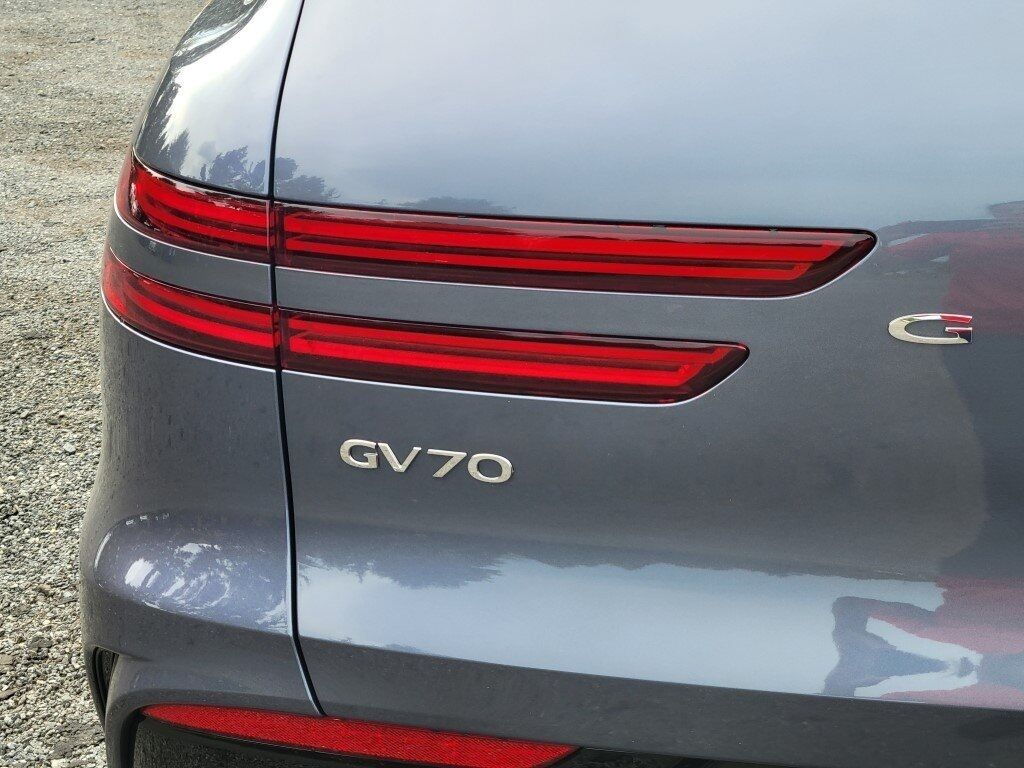 2026 Genesis GV70 3.5T Sport Prestige Chantilly VA