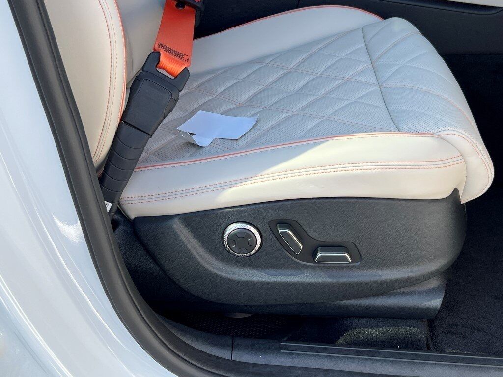 2026 Genesis GV70 3.5T Sport Prestige Chantilly VA