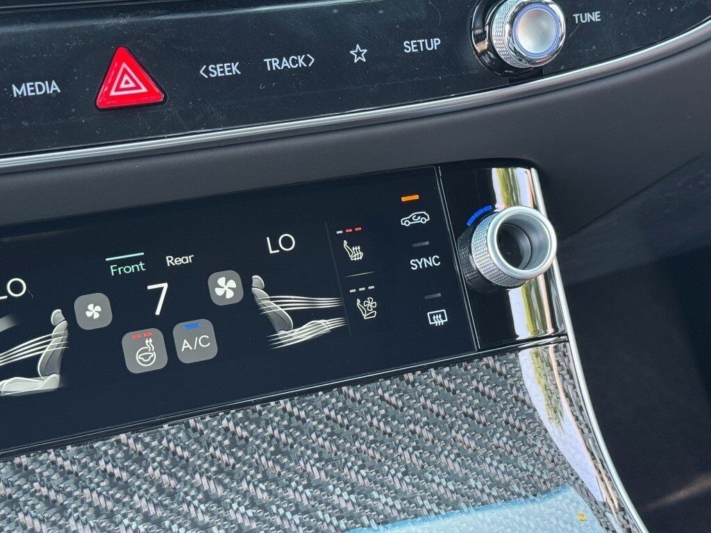 2026 Genesis GV70 3.5T Sport Prestige Chantilly VA