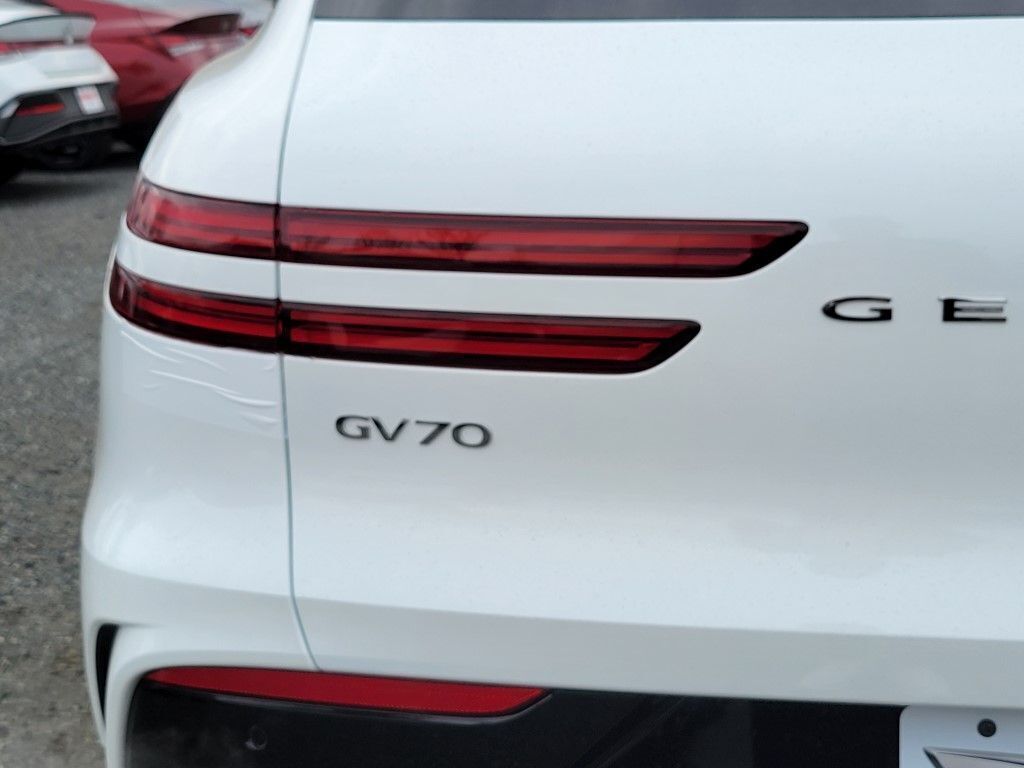 2026 Genesis GV70 3.5T Sport Prestige Chantilly VA