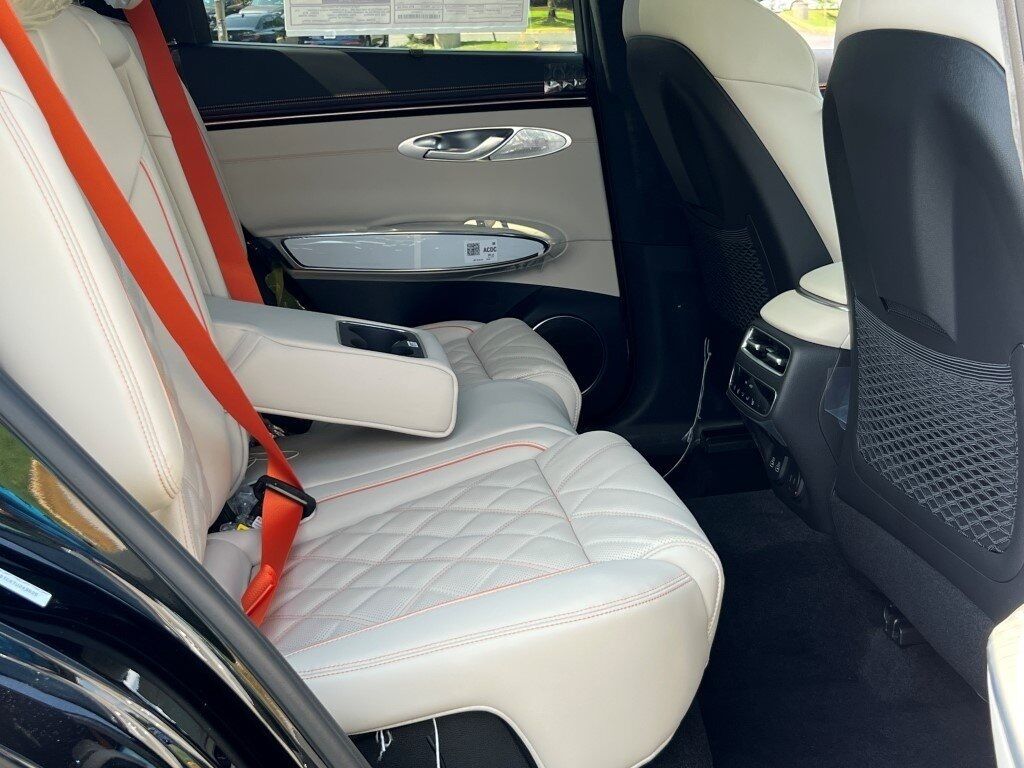 2026 Genesis GV70 3.5T Sport Prestige Chantilly VA