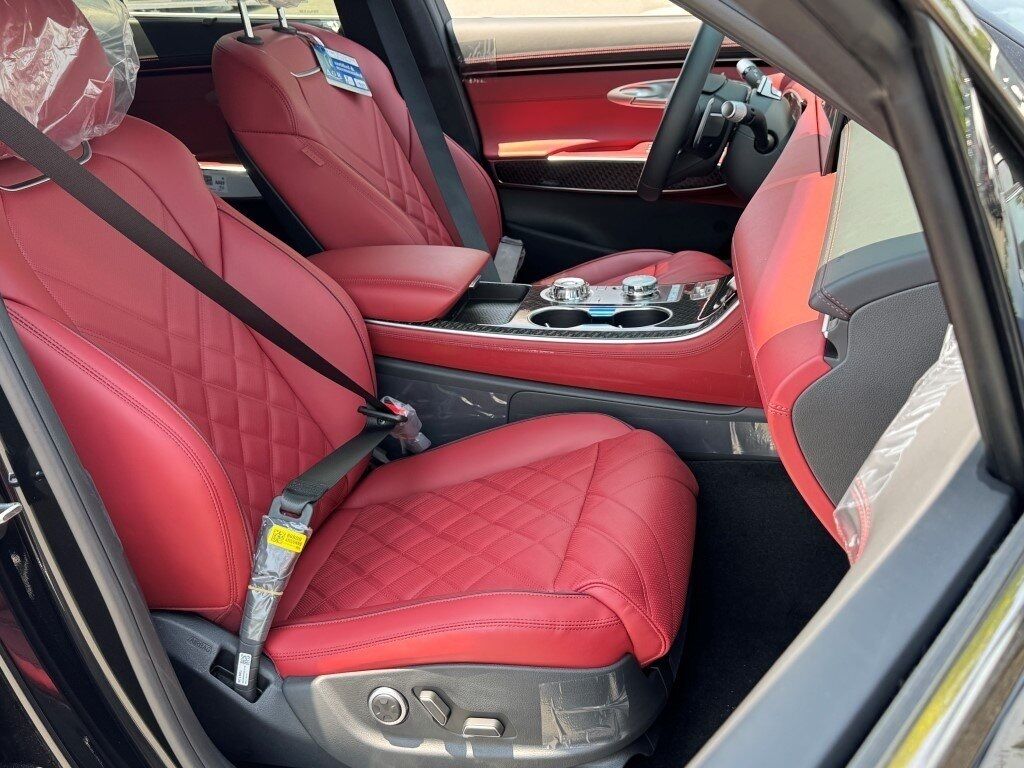 2026 Genesis GV70 3.5T Sport Prestige Chantilly VA