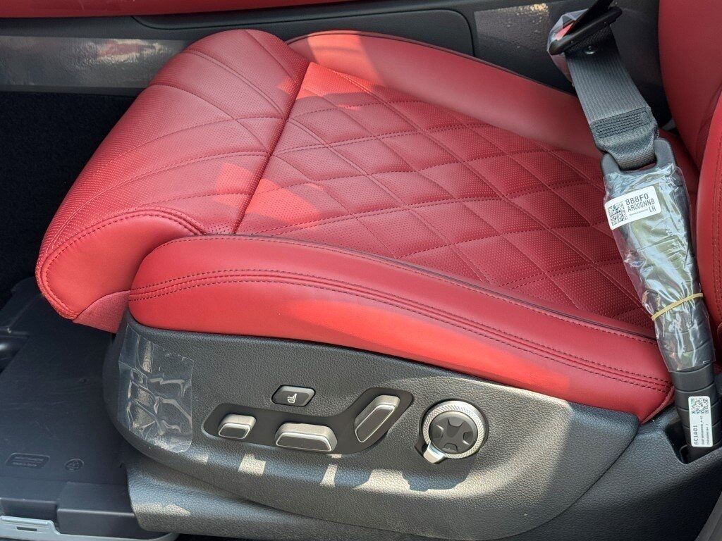2026 Genesis GV70 3.5T Sport Prestige Chantilly VA