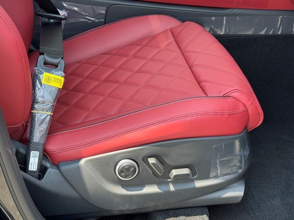 2026 Genesis GV70 3.5T Sport Prestige Chantilly VA