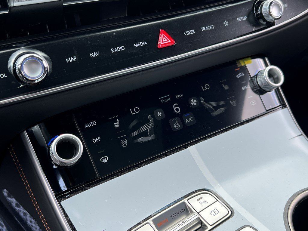 2026 Genesis GV70 3.5T Sport Prestige Chantilly VA