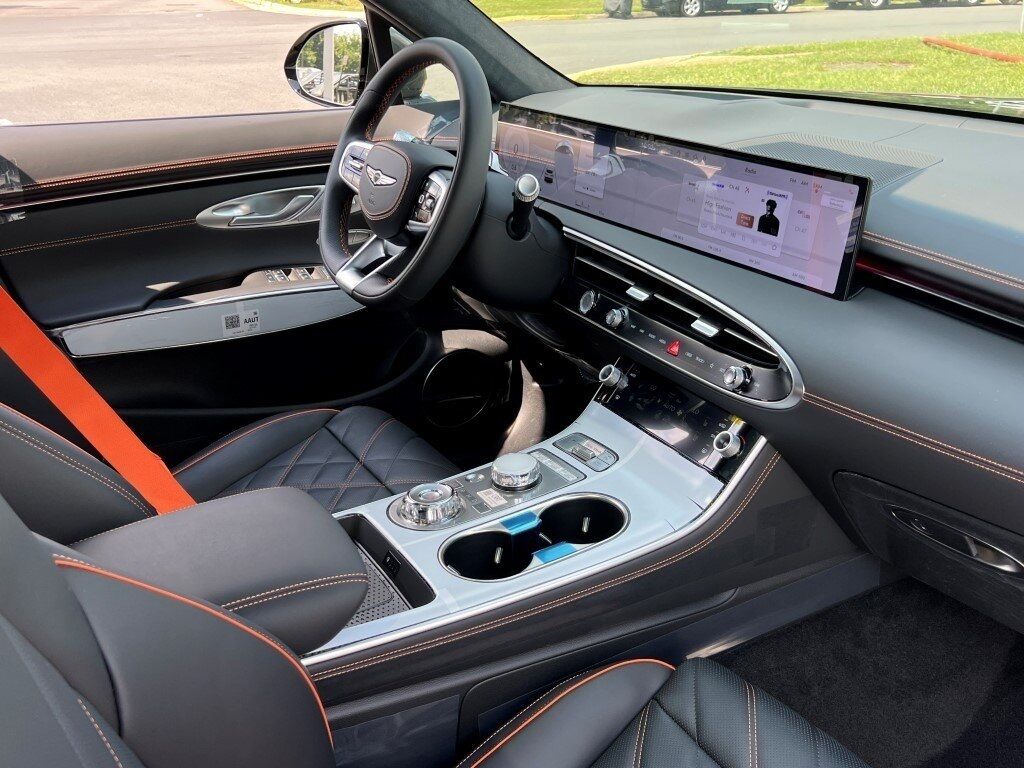 2026 Genesis GV70 3.5T Sport Prestige Chantilly VA