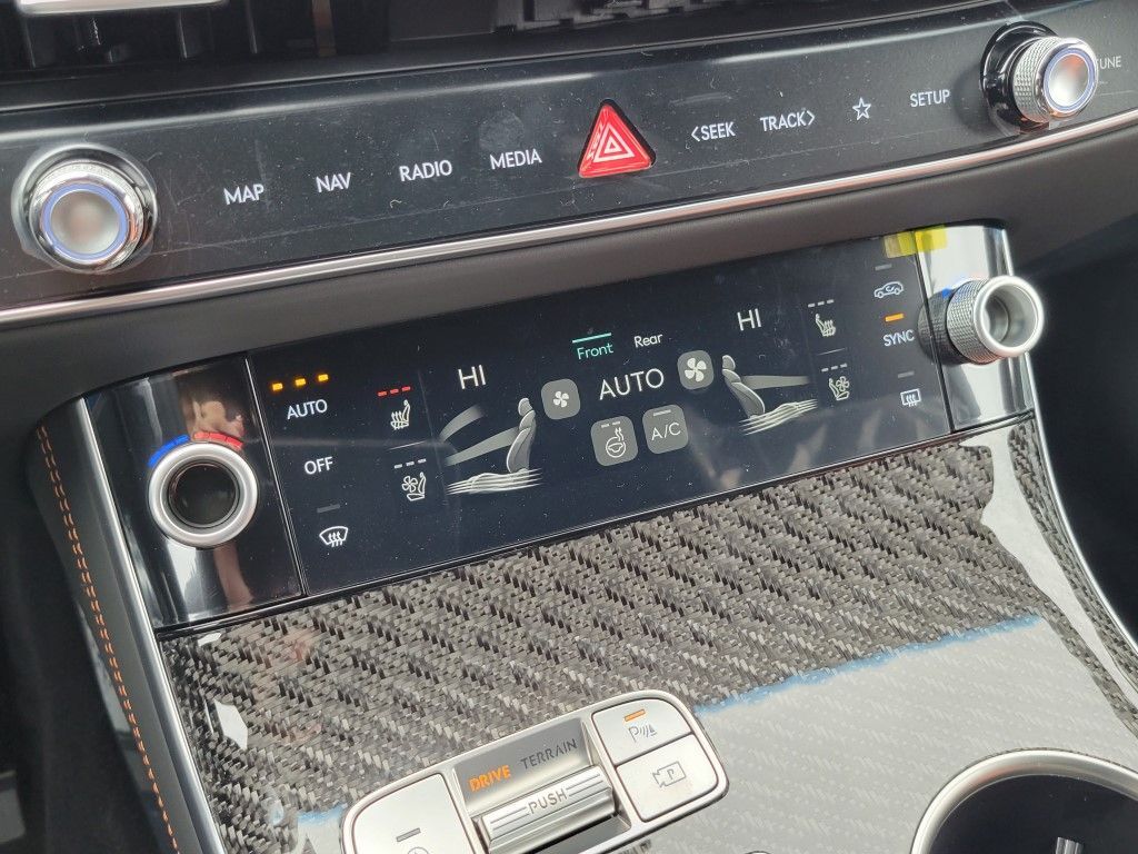 2026 Genesis GV70 3.5T Sport Prestige Chantilly VA