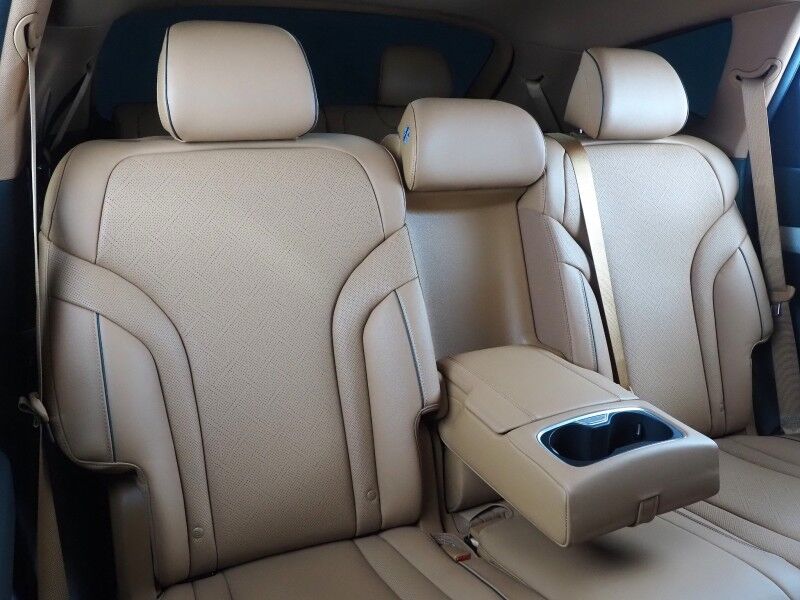 2026 Genesis GV80 2.5T Advanced AWD *NAVIGATION, ADAPTIVE CRUISE, SAFETY ALERTS, 27 INCH OLED DISPLAY, 360 CAMERAS, PANO MOONROOF, LEATHER, CLIMATE SEATS, HEATED STEERING, 3RD ROW, BANG & OLUFSEN, WIRELESS CHARGING Round Rock TX