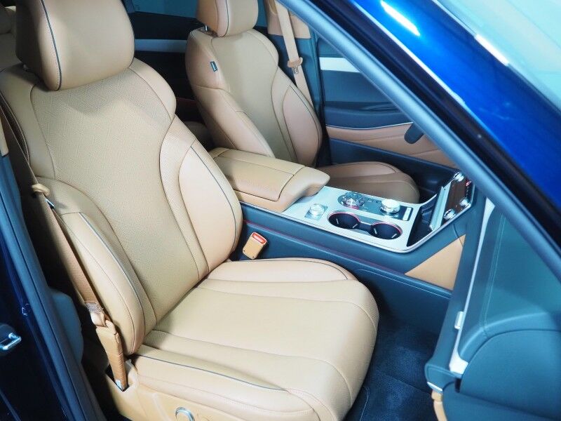 2026 Genesis GV80 2.5T Advanced AWD *NAVIGATION, ADAPTIVE CRUISE, SAFETY ALERTS, 27 INCH OLED DISPLAY, 360 CAMERAS, PANO MOONROOF, LEATHER, CLIMATE SEATS, HEATED STEERING, 3RD ROW, BANG & OLUFSEN, WIRELESS CHARGING
