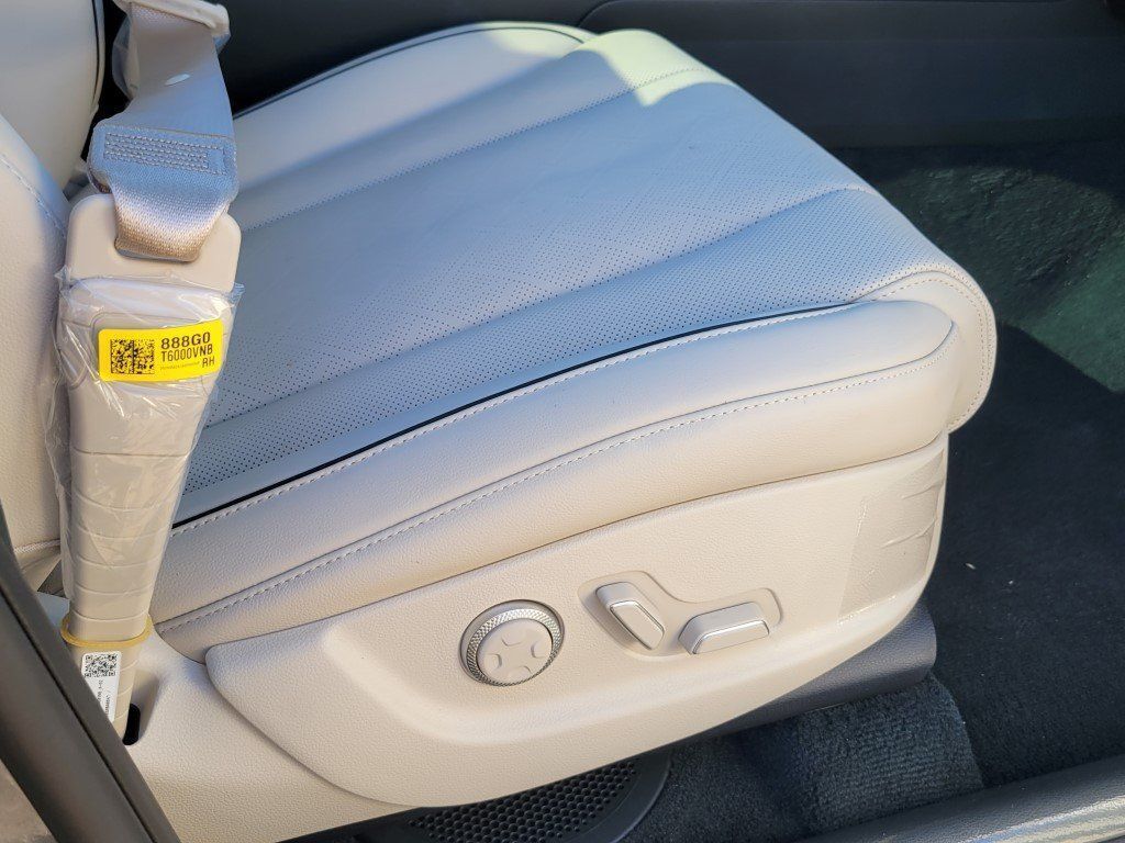 2026 Genesis GV80 2.5T Prestige Chantilly VA