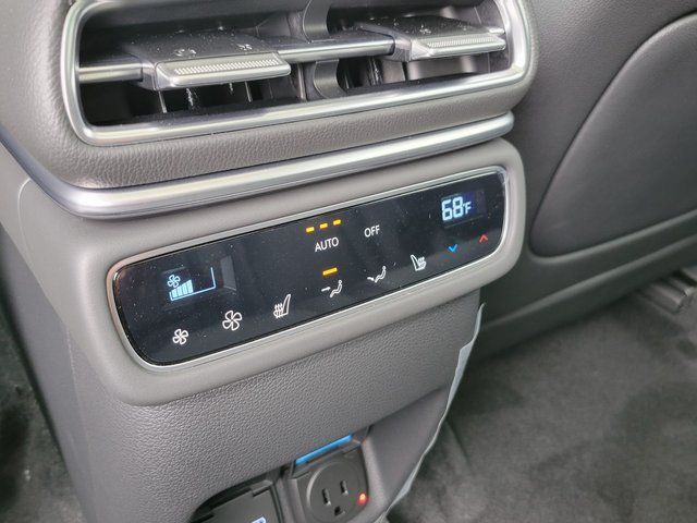 2026 Genesis GV80 2.5T Prestige Chantilly VA