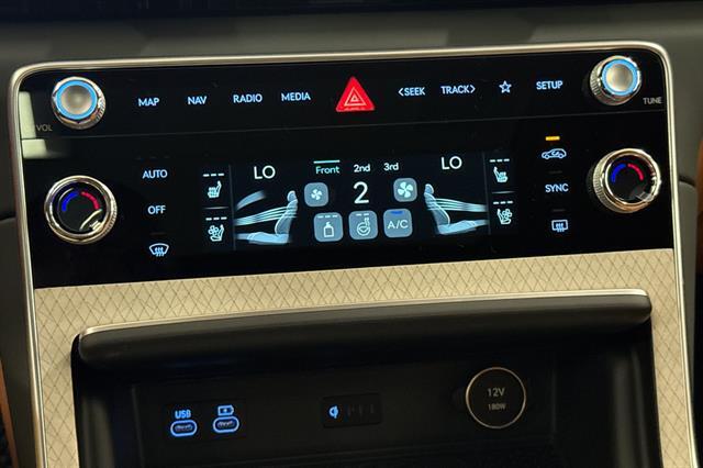 2026 Genesis GV80 Prestige