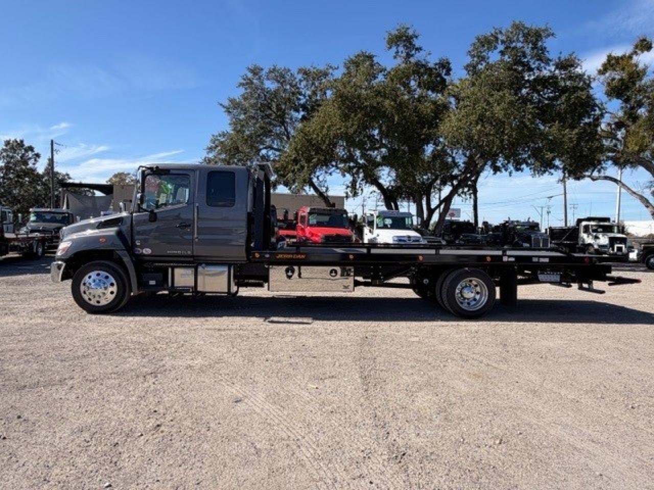 2026 Hino L SERIES / L6 Jerr-Dan 22' XLP Rollback Car Carrier Truck