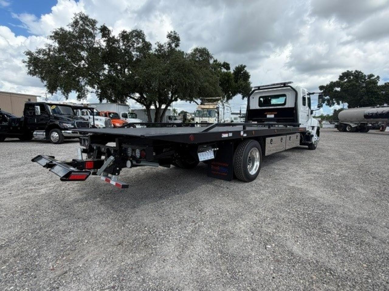 2026 Hino L SERIES / L6 Jerr-Dan 22' XLP Rollback Car Carrier Truck Tampa FL