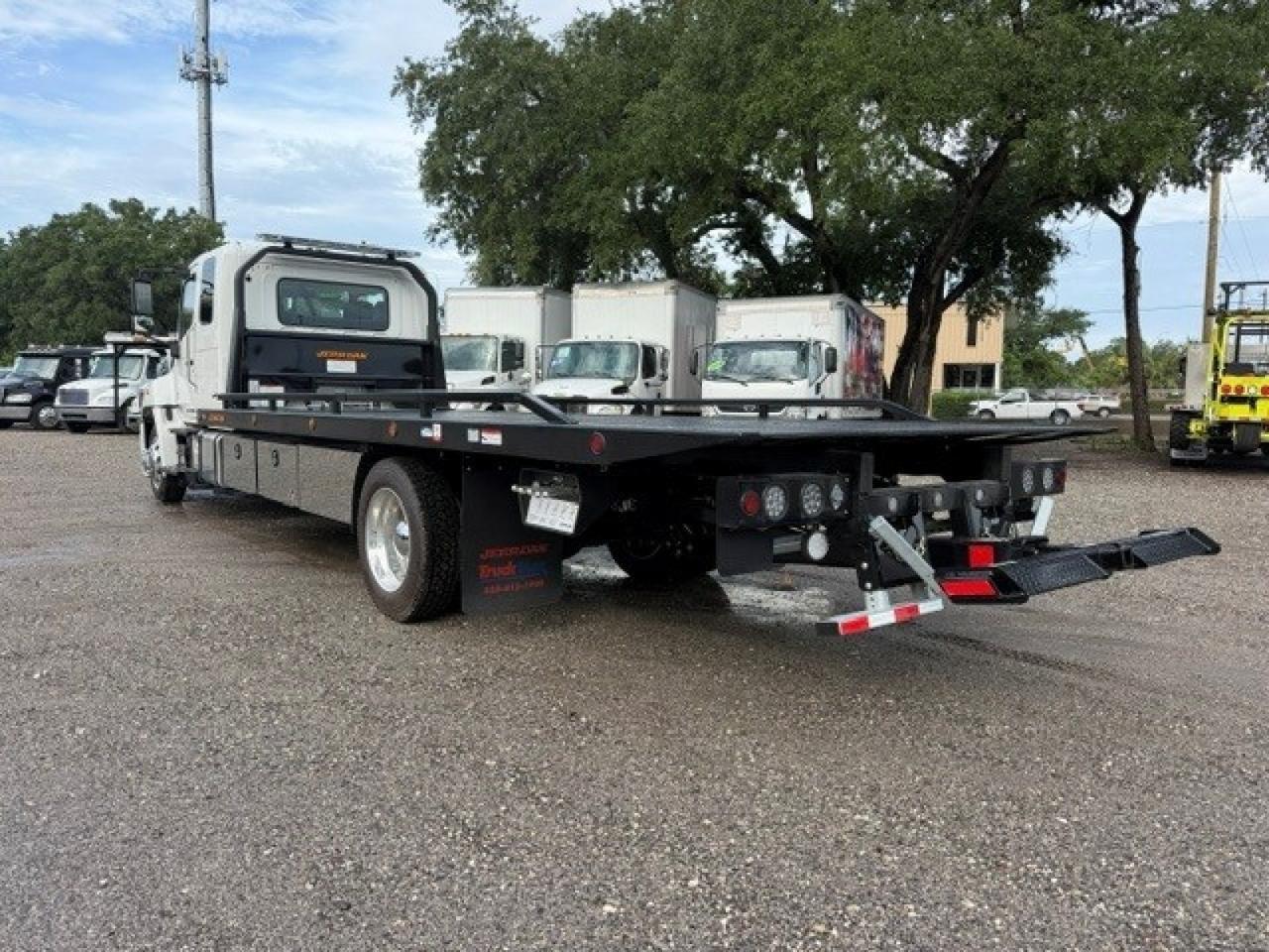 2026 Hino L SERIES / L6 Jerr-Dan 22' XLP Rollback Car Carrier Truck