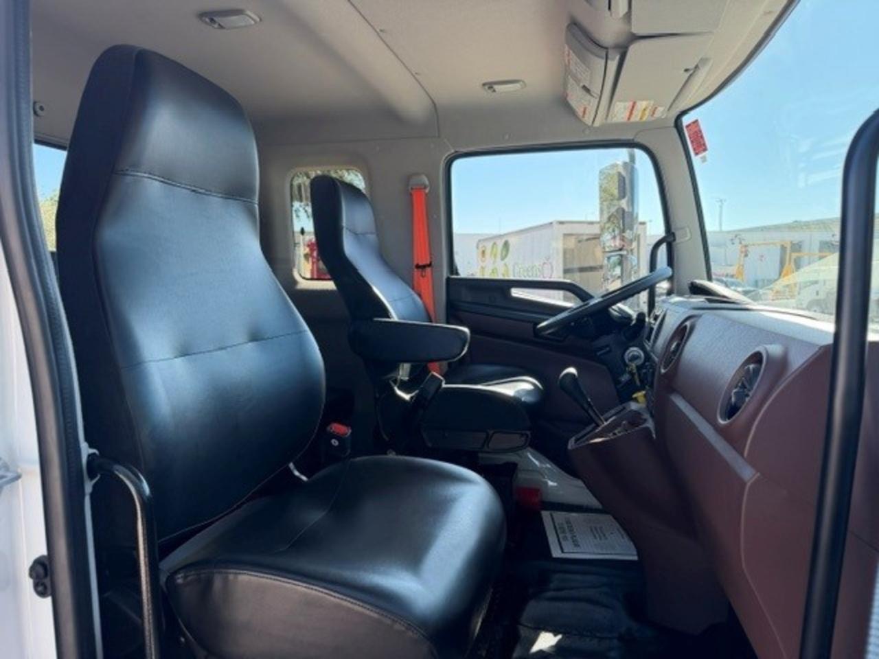 2026 Hino L SERIES / L6 Jerr-Dan 22' XLP Rollback Carrier Tampa FL