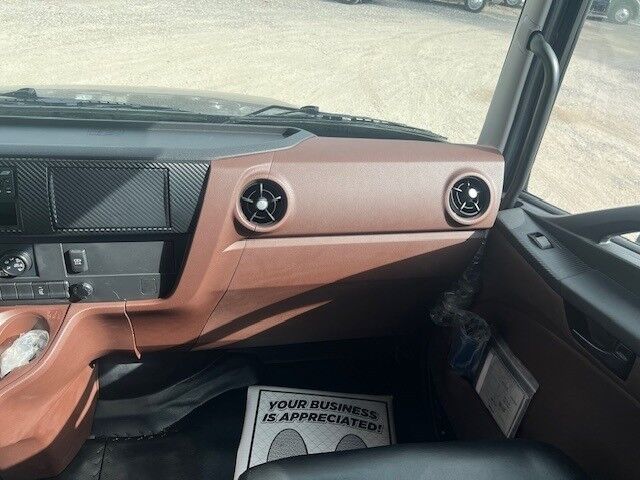 2026 Hino L SERIES / L6 Jerr-Dan 22' XLP Rollback Truck Tampa FL