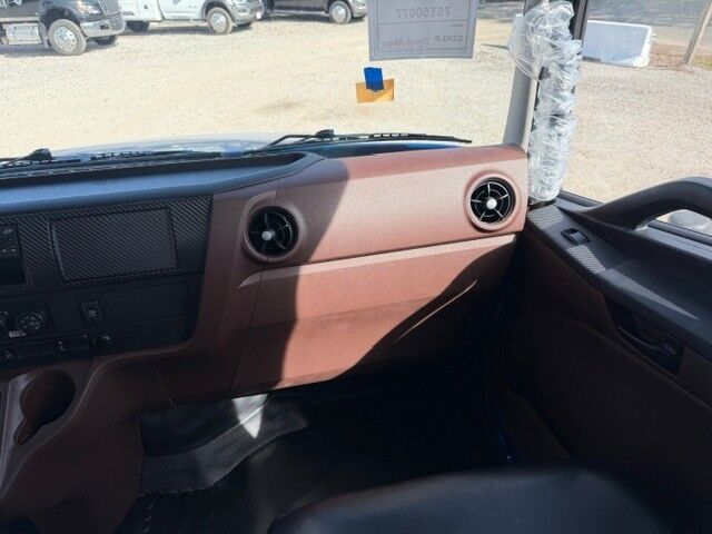 2026 Hino L SERIES / L6 Jerr-Dan 22' XLP Rollback Truck Tampa FL