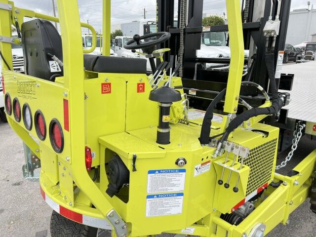 2026 Hino L6 22' Aluminum Flatbed Truck with 4K Donkey Truck Mounted Forklift Miami FL