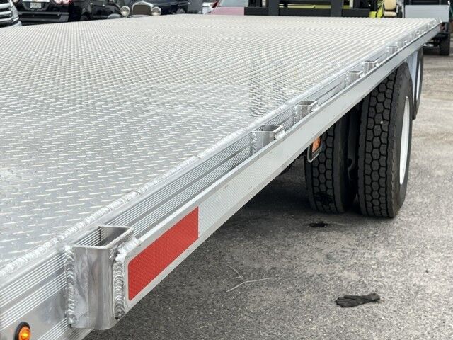 2026 Hino L6 22' Aluminum Flatbed Truck with 4K Donkey Truck Mounted Forklift Miami FL