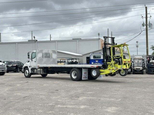 2026 Hino L6 22' Aluminum Flatbed Truck with 4K Donkey Truck Mounted Forklift Miami FL