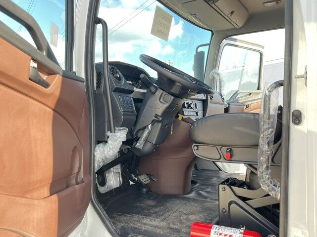 2026 Hino L6 26' Dry Box Truck Miami FL