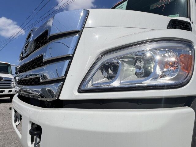 2026 Hino L6 26' Dry Box Truck with 2,200 lb Lift Gate Miami FL