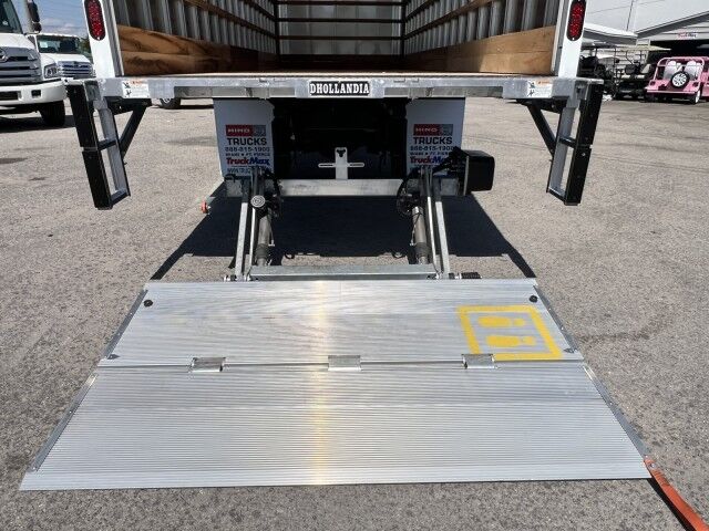 2026 Hino L6 26' Dry Box Truck with 2,200 lb Lift Gate Miami FL
