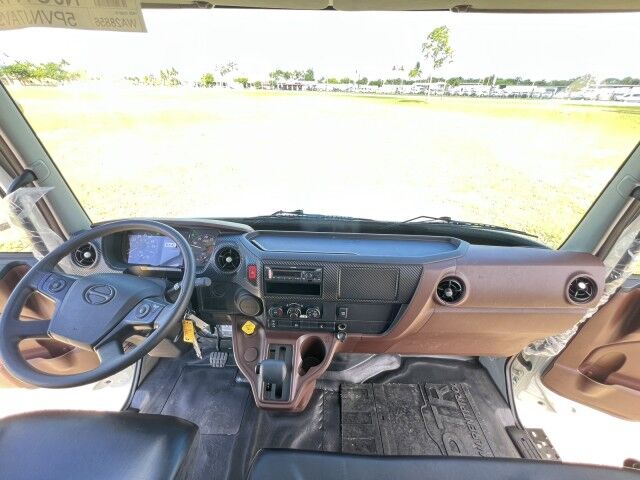 2026 Hino L6 26' Dry Box Truck with 3,300 lb Lift Gate Miami FL