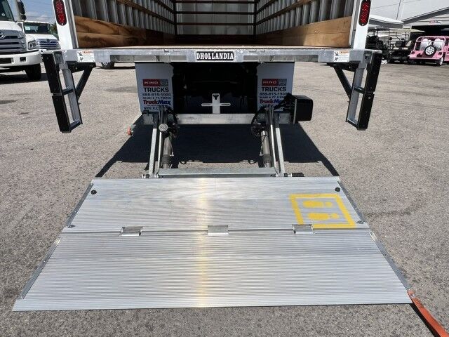 2026 Hino L6 26' Dry Box Truck with 3,300lb Lift Gate Miami FL