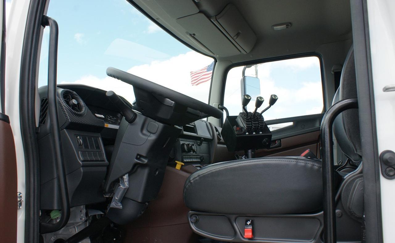 2026 Hino L6 8,000 lb Stellar CCR CDU Tampa FL