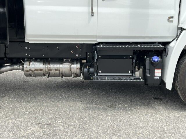 2026 Hino L6 Extended Cab 18&apos; Steel Flatbed Truck Miami FL