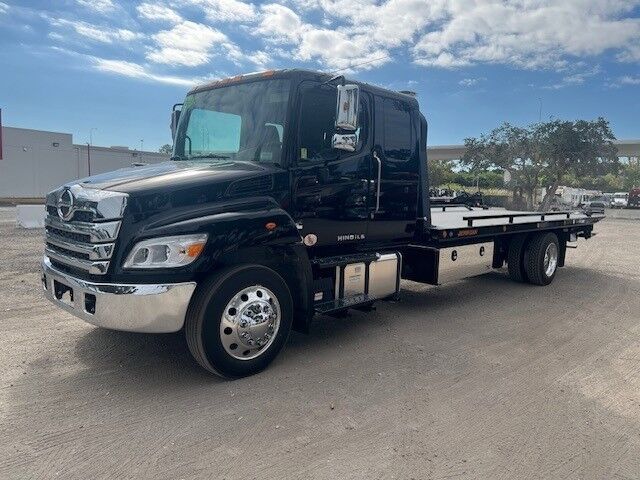 2026 Hino L6 Extended Cab 22' Jerr-Dan Rollback Car Carrier Truck